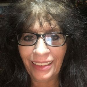 Meet your Posher, Carol